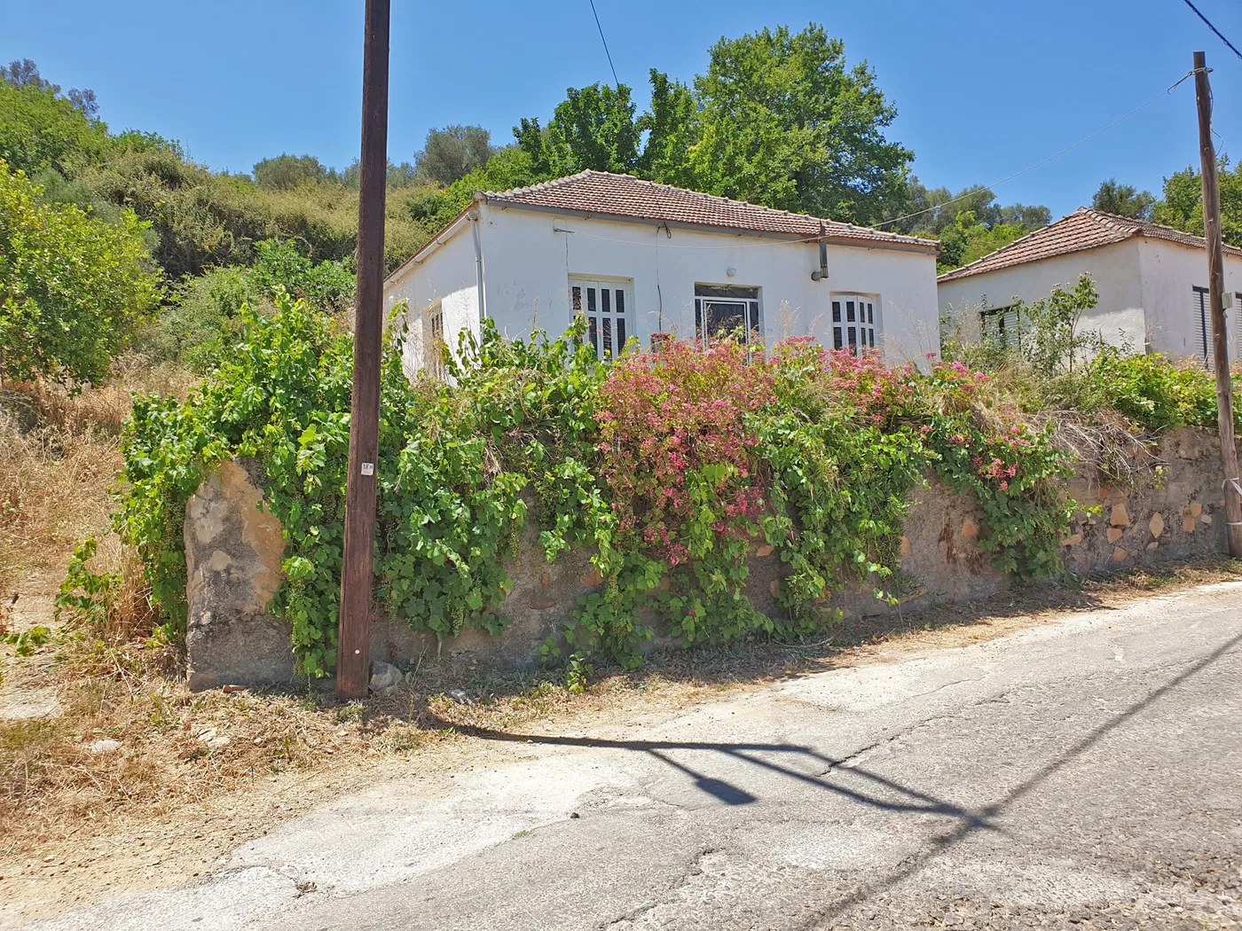 Two-Bedroom Villa for Sale in Alikianos, Platanias