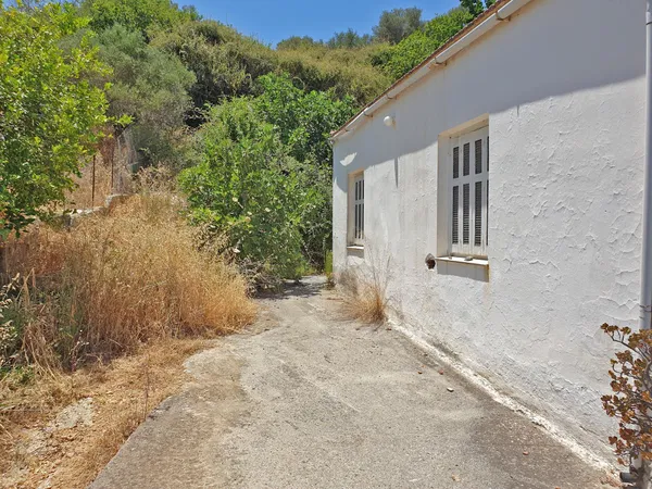 Two-Bedroom Villa for Sale in Alikianos, Platanias — photo 3