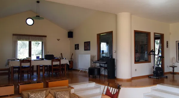 Sea-View Three-Bedroom Villa for Sale in Kounoupidiana, Akrotiri — photo 4
