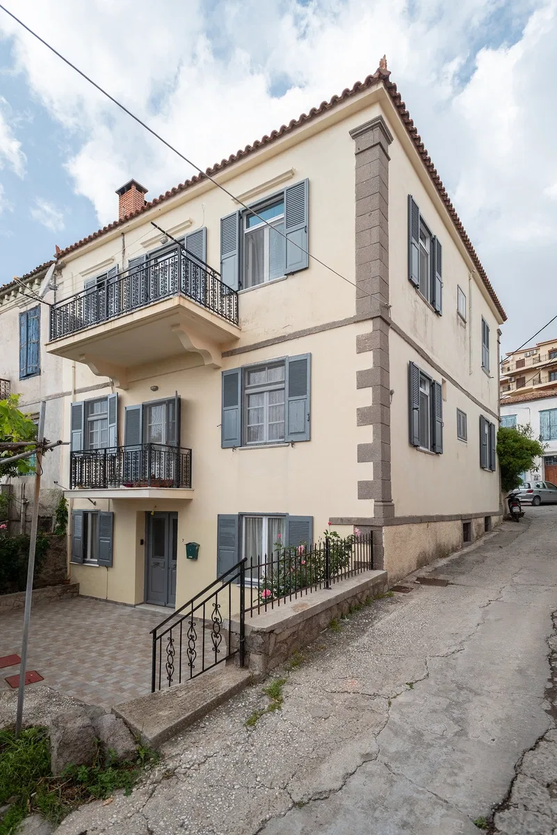 Four-Bedroom Villa for Sale in Lemnos, North Aegean