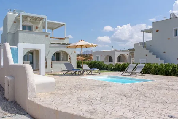 Seafront Hotel for Sale in Naxos, Cyclades — photo 3