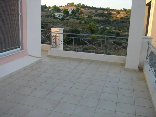 Renovated Three-Bedroom Villa for Sale in Porto Heli, Argolida — photo 2