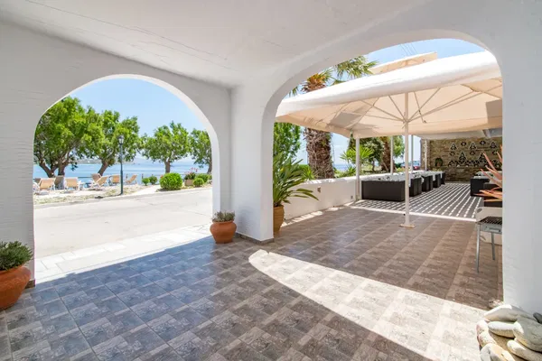 Renovated Hotel for Sale in Tinos, Cyclades — photo 4