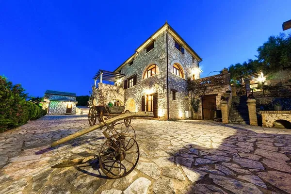 Sea-View Villa for Sale in Zakynthos, Ionian Islands — photo 2