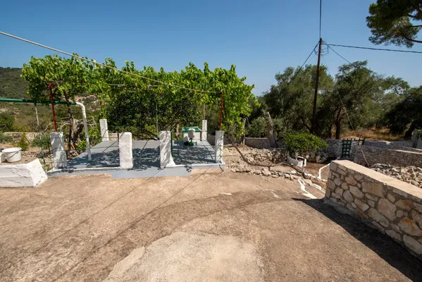 Seafront Two-Bedroom Villa for Sale in Paxoi Corfu, Corfu — photo 5