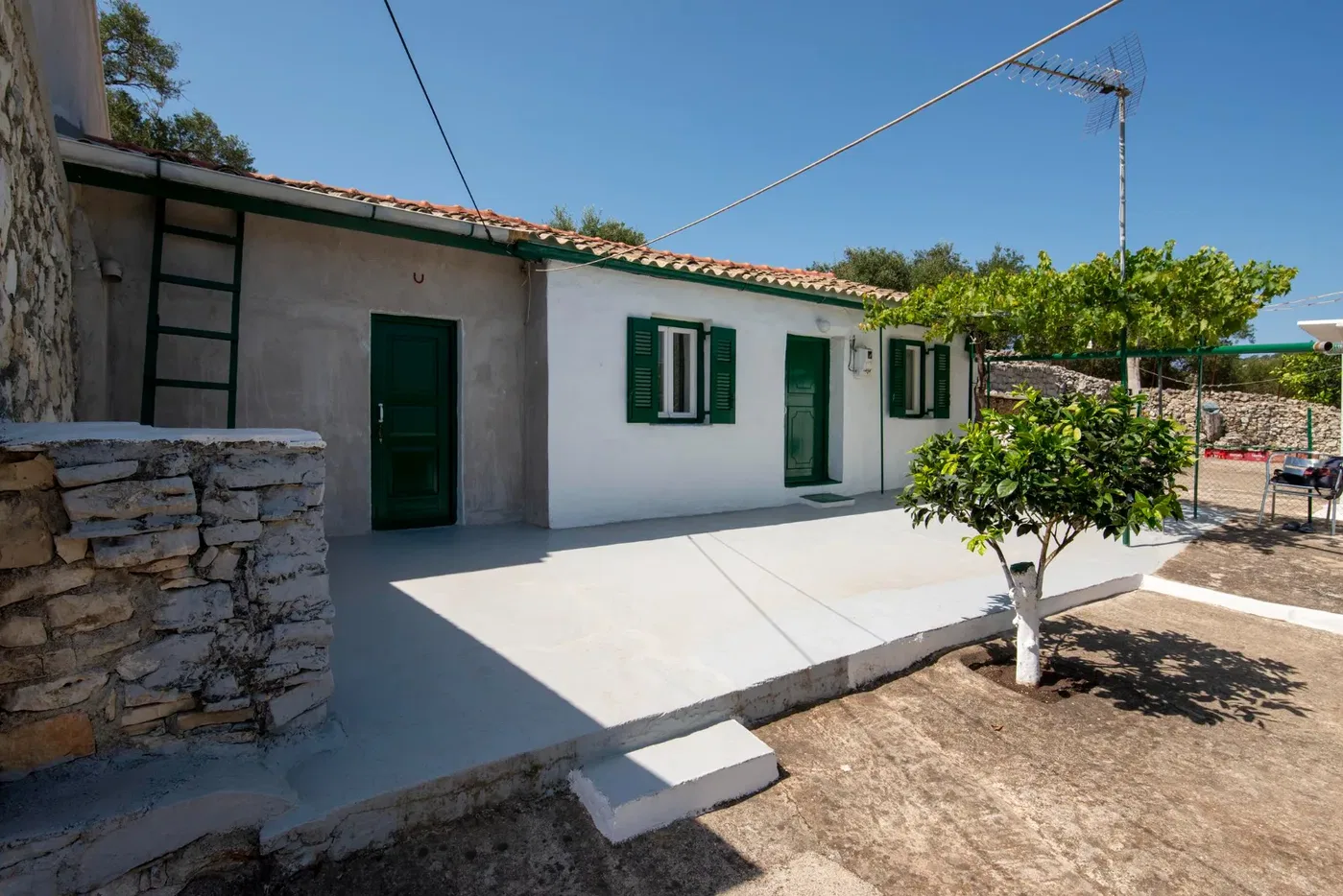 Seafront Two-Bedroom Villa for Sale in Paxoi Corfu, Corfu