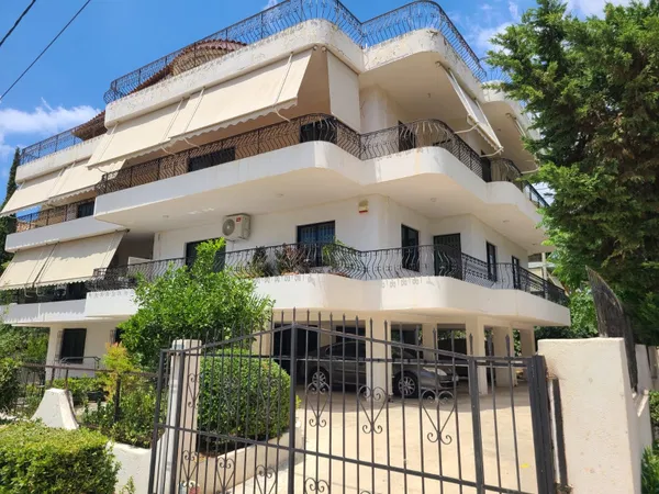 Sea View Building for Sale in Voula, Athens Southern suburbs with Barbecue area