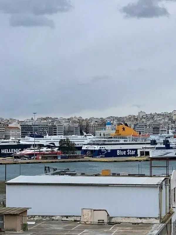 Sea View Building for Sale in Piraeus, Piraeus Suburbs
