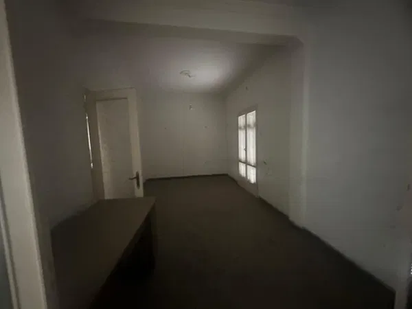 180 m² Building for Sale in Peristeri, Athens Western Suburbs — photo 4