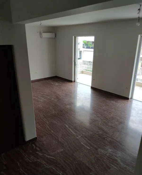 Renovated 132 m² Apartment with Three Bedrooms for Sale in Petroupoli, Athens Western Suburbs — photo 2