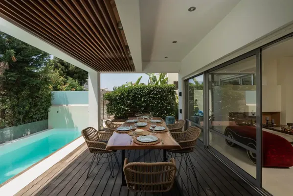 250 m² Villa with Three Bedrooms for Sale in Voula, Athens Southern suburbs — photo 2