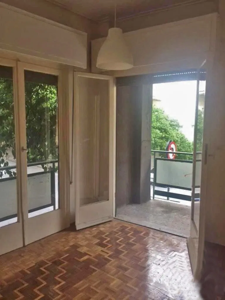 70 m² Two-Bedroom Apartment for Sale in Kastella, Piraeus