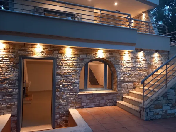 Seafront Five-Bedroom Villa for Sale in Nea Makri, Athens Eastern Suburbs — photo 2