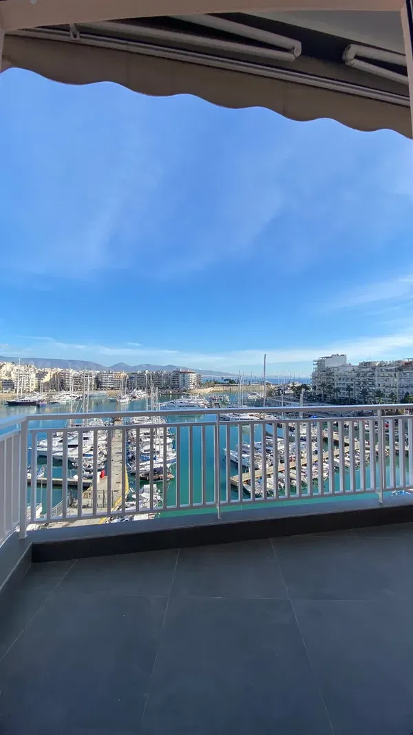 Renovated 130 m² Apartment with Two Bedrooms for Sale in Pasalimani, Piraeus — photo 2