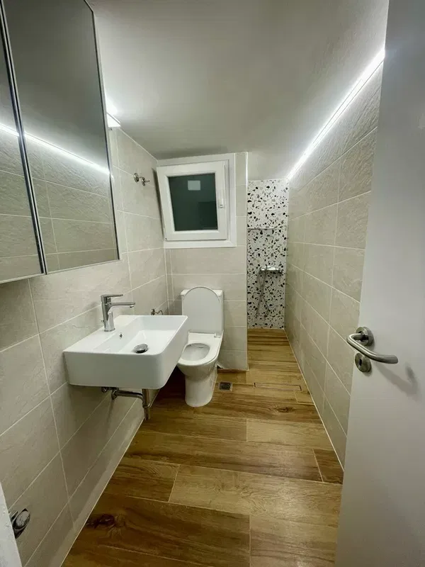70 m² Apartment with Two Bedrooms for Sale in Kypseli, Athens Center — photo 5