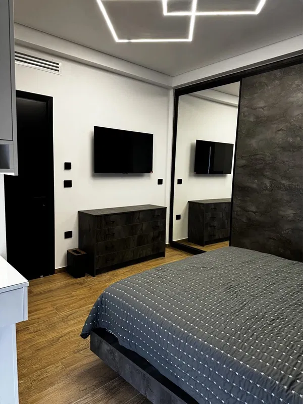 Renovated Two-Bedroom Villa for Sale in Nikaia, Piraeus — photo 5