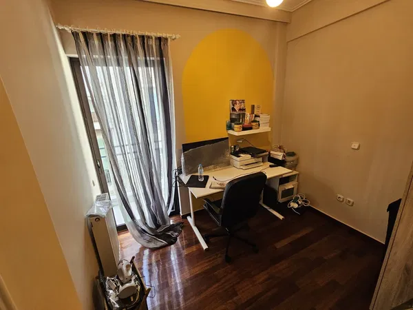 97 m² Renovated Three-Bedroom Apartment for Sale in Ampelokipoi, Athens Center — photo 4