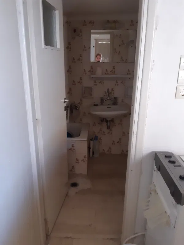 32 m² One-Bedroom Apartment for Sale in Loutraki, Korinthos — photo 5