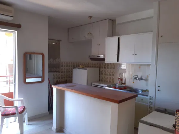 32 m² One-Bedroom Apartment for Sale in Loutraki, Korinthos — photo 4