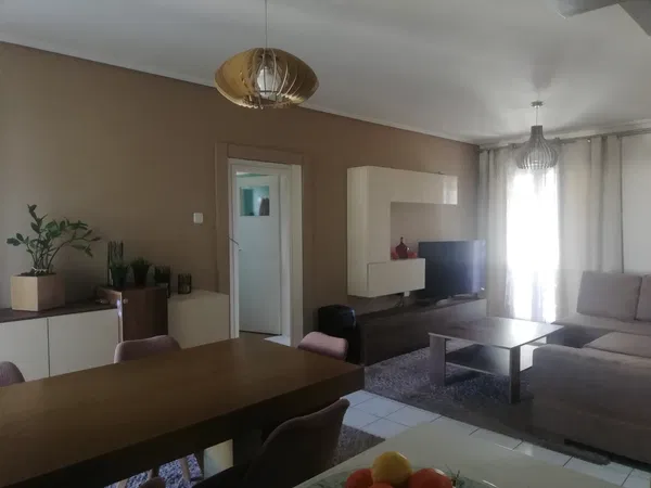 Renovated Three-Bedroom Apartment for Sale in Tavros, Athens Southern suburbs — photo 4