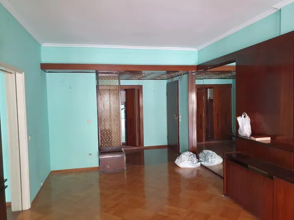 165 m² Renovated Three-Bedroom Apartment for Sale in Kypseli, Athens Center — photo 5