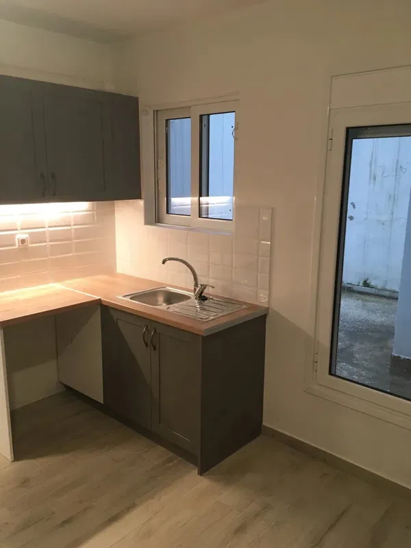 34 m² Renovated One-Bedroom Apartment for Sale in Pangrati, Athens Center — photo 2