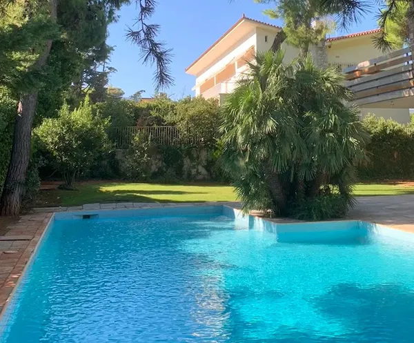 280 m² Renovated Five-Bedroom Villa for Sale in Kifisia, Athens Northern suburbs