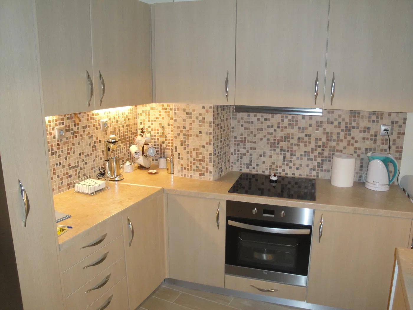 71 m² Renovated Three-Bedroom Apartment for Sale in Pangrati, Athens Center