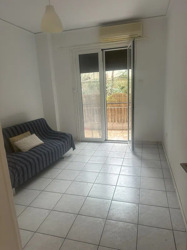 Renovated 51 m² Apartment with Two Bedrooms for Sale in Vari - Varkiza, Athens Southern suburbs