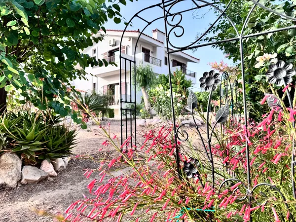Renovated Five-Bedroom Villa for Sale in Keratea, Attica — photo 2