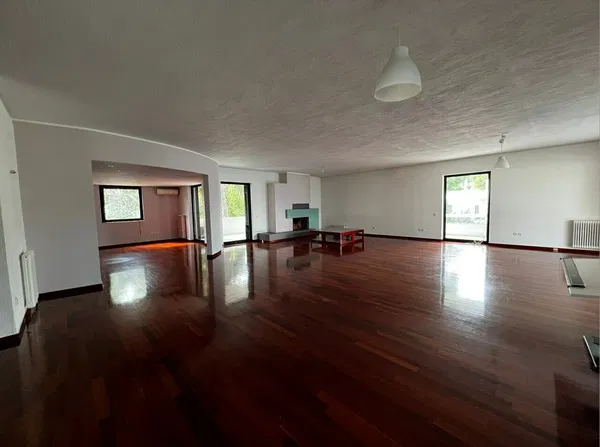 Three-Bedroom Apartment for Sale in Kifisia, Athens Northern suburbs with Air conditioning — photo 2