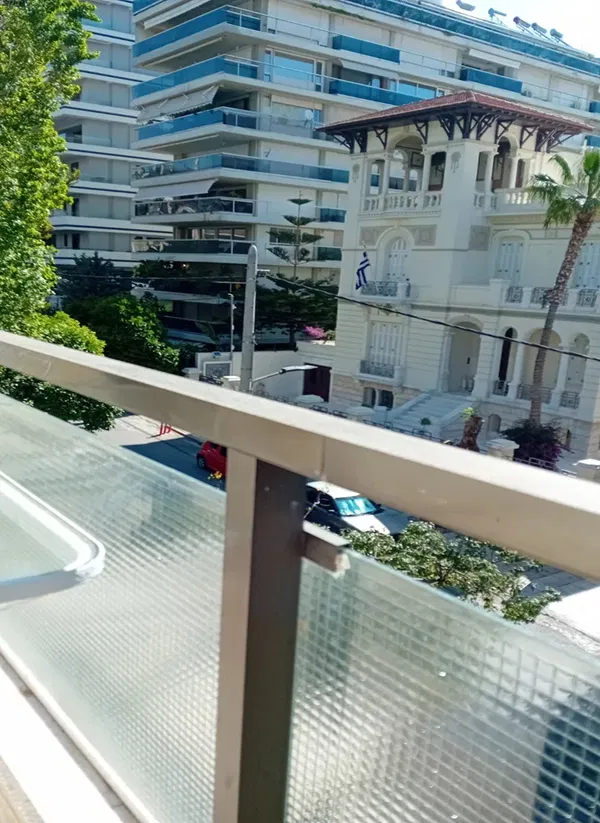 128 m² Three-Bedroom Apartment for Sale in Palaio Faliro, Athens Southern suburbs — photo 2
