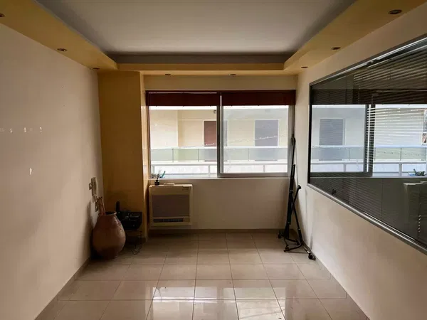 58 m² Two-Bedroom Renovated Apartment for Sale in Piraeus, Piraeus Suburbs