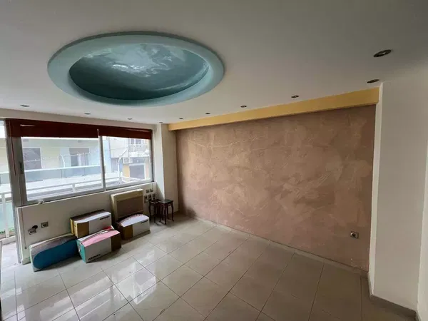 58 m² Two-Bedroom Renovated Apartment for Sale in Piraeus, Piraeus Suburbs — photo 2