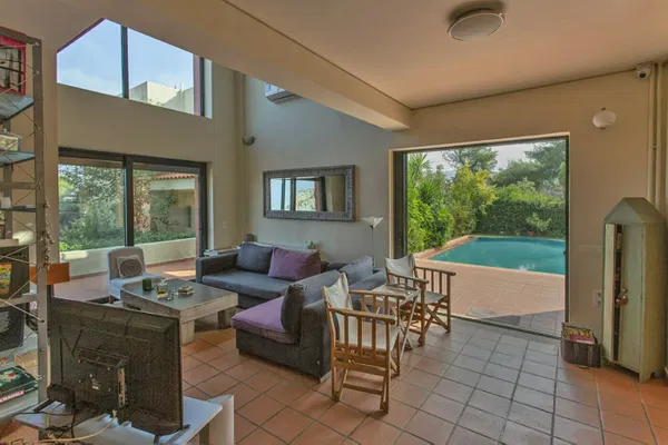 Sea View Three-Bedroom Villa for Sale in Agioi Anargyroi, Athens Western Suburbs — photo 5