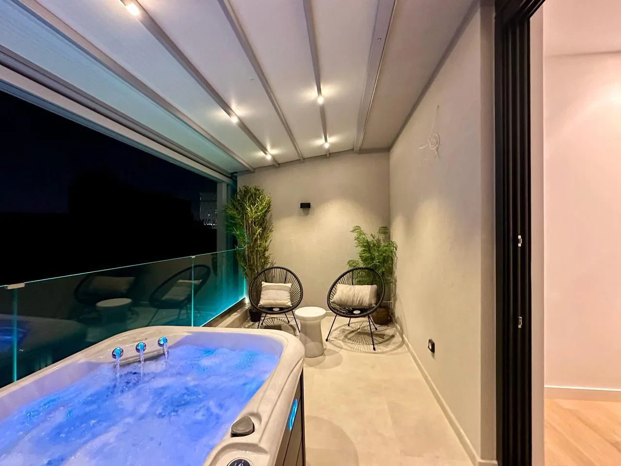 Renovated 26 m² Apartment with One Bedrooms for Sale in Piraeus, Piraeus Suburbs