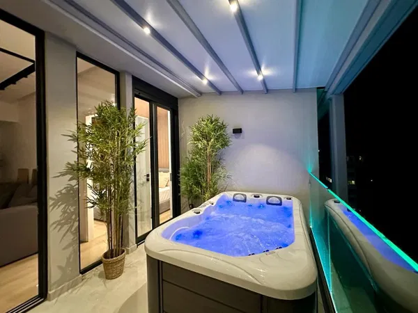 Renovated 26 m² Apartment with One Bedrooms for Sale in Piraeus, Piraeus Suburbs — photo 2