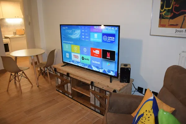 Renovated 50 m² Apartment with One Bedrooms for Sale in Zografou, Athens Center — photo 2