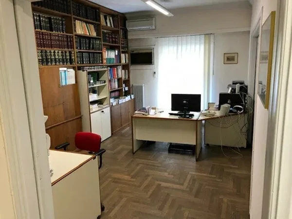 160 m² Commercial Space for Sale in Kolonaki - Lycabettus, Athens Center