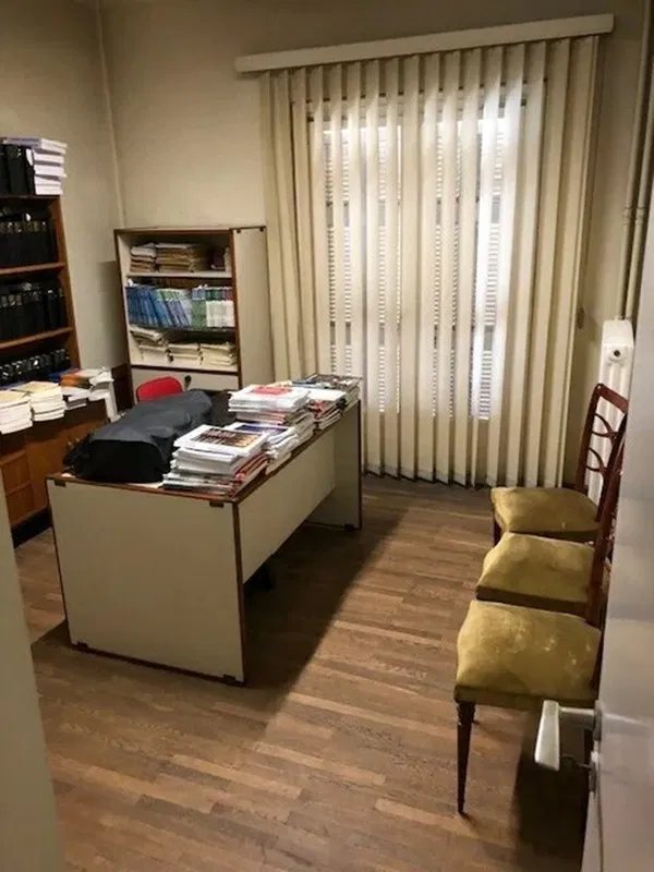 160 m² Commercial Space for Sale in Kolonaki - Lycabettus, Athens Center — photo 4