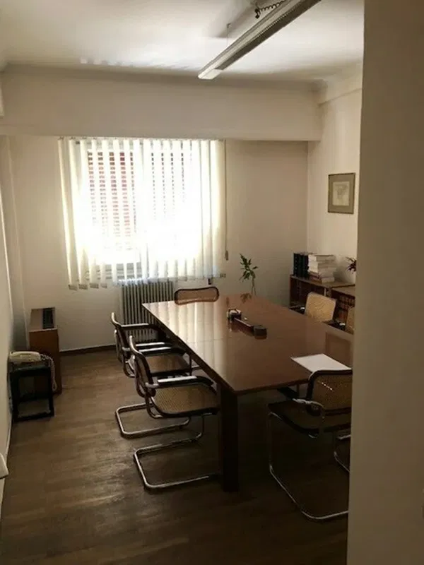 160 m² Commercial Space for Sale in Kolonaki - Lycabettus, Athens Center — photo 3