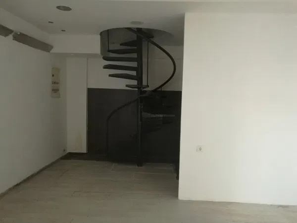 60 m² Commercial Space for Sale in Kallithea, Athens Southern suburbs — photo 2