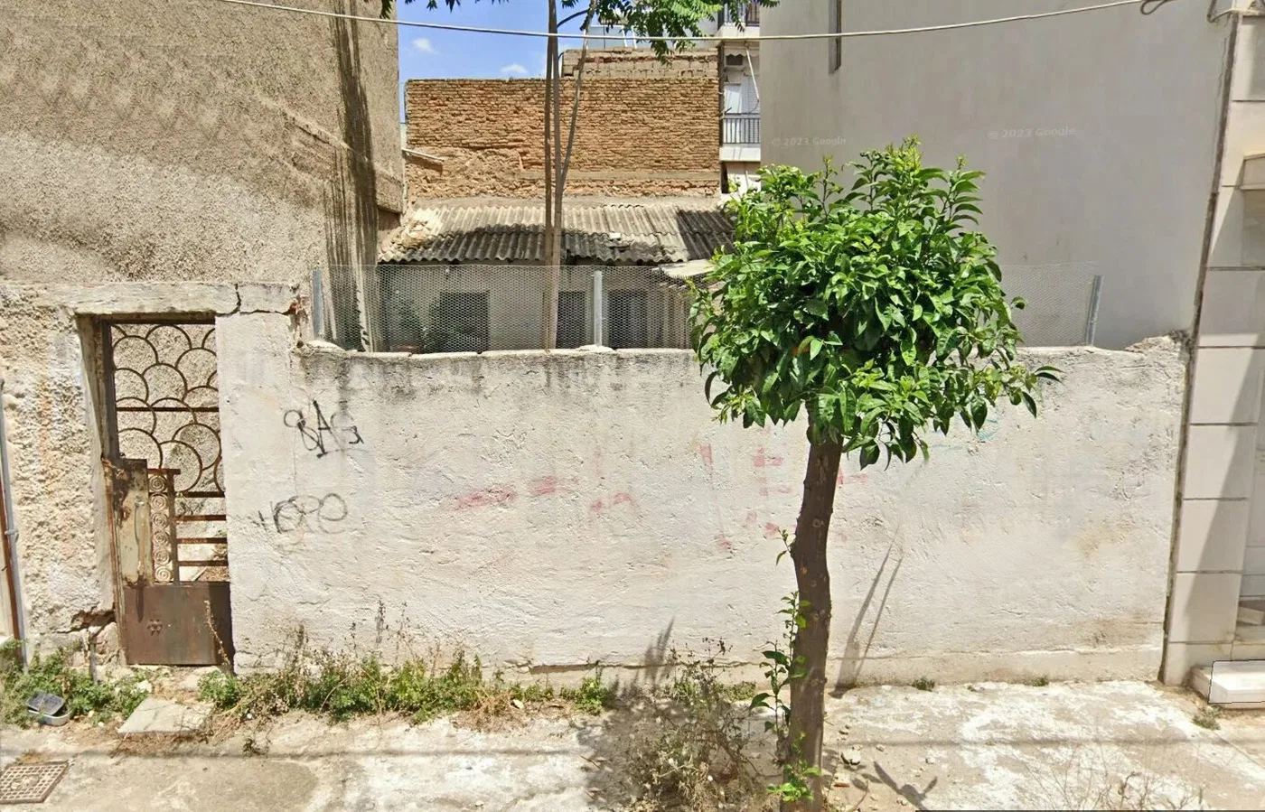 100 m² Plot for Sale in Keratsini, Piraeus Suburbs