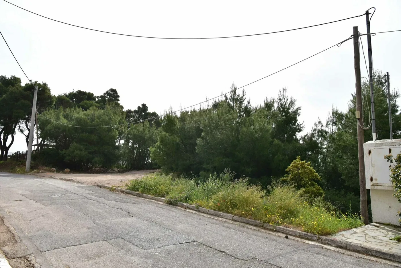 1,012 m² Plot for Sale in Thrakomakedones, Athens Northern suburbs
