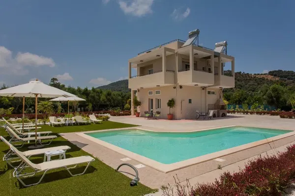 Four-Bedroom Villa for Sale in Agia, Chania