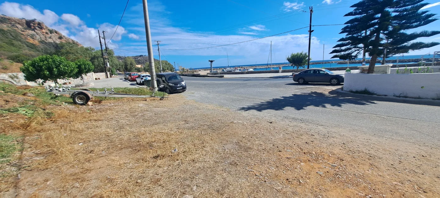Sea-View 2,000 m² Plot for Sale in Kolymbari, Platanias