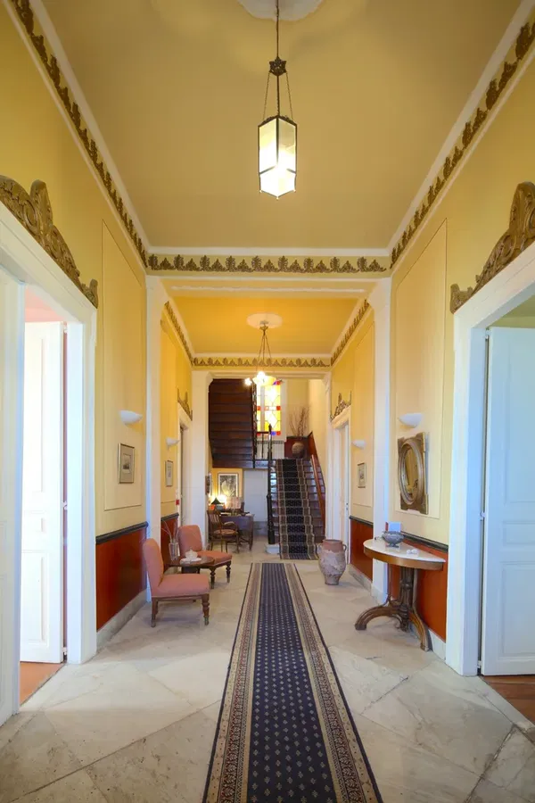 520 m² Building for Sale in Syros, Cyclades — photo 4