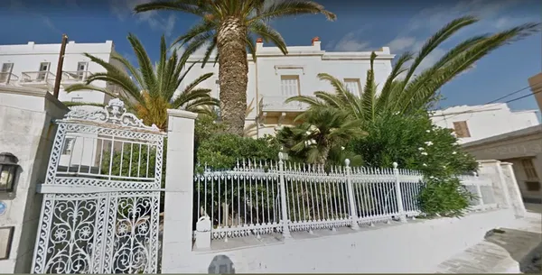 520 m² Building for Sale in Syros, Cyclades — photo 2