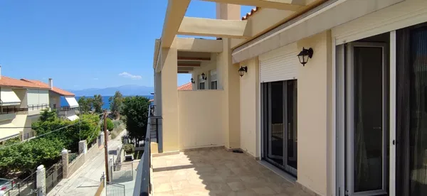 Sea-View Three-Bedroom Villa for Sale in Corinth, Korinthos — photo 4