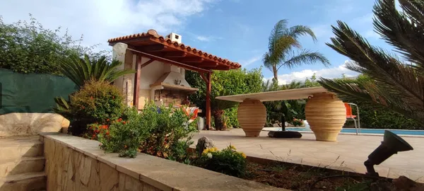 Sea-View Three-Bedroom Villa for Sale in Corinth, Korinthos — photo 2